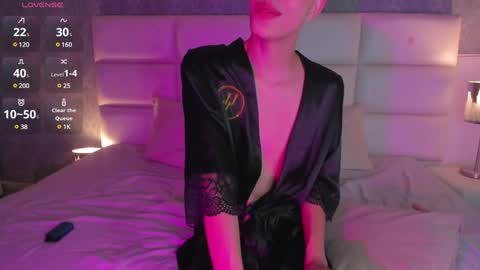 Osirismansour online show from 12-16-24, 02:04