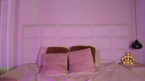 Osirismansour online show from 03-04-25, 03:59