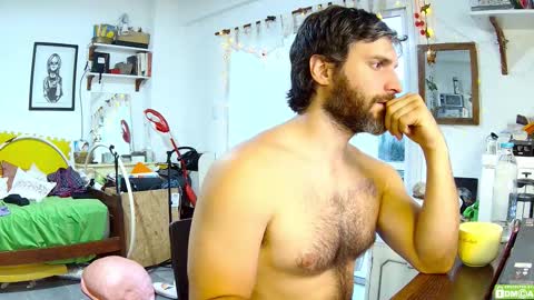 Snapshot of osito_blanco chatting on 01-06-26, 11:07 Osito Blanco online show from 01-06-26, 11:07