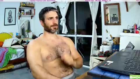 Snapshot of osito_blanco chatting on 02-03-26, 03:26 Osito Blanco online show from 02-03-26, 03:26