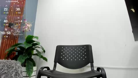 Snapshot of oso_gael chatting on 07-29-26, 06:28 Bear Gael online show from 07-29-26, 06:28