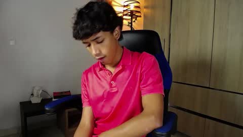 ostin 18hot online show from 12-28-24, 02:43