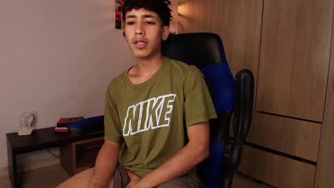 ostin 18hot online show from 01-19-25, 01:10