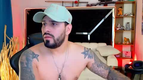 Instagram ostin big09--------- online show from 07-05-26, 01:29