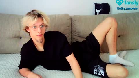 Snapshot of ostin_meoww chatting on 03-05-25, 07:05 Ostin online show from 03-05-25, 07:05