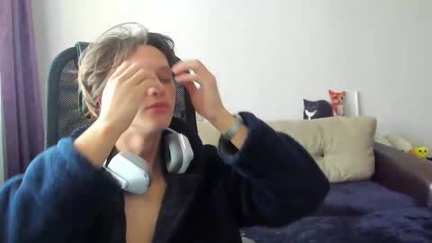 Snapshot of ostin_meoww chatting on 10-31-25, 08:04 Ostin online show from 10-31-25, 08:04