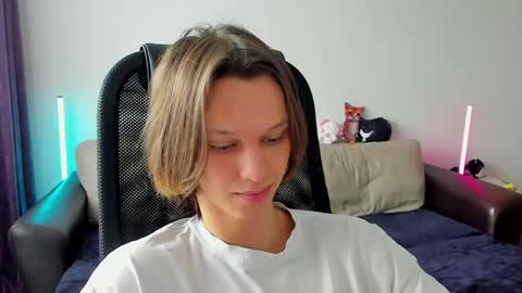 Ostin online show from 04-11-26, 09:46