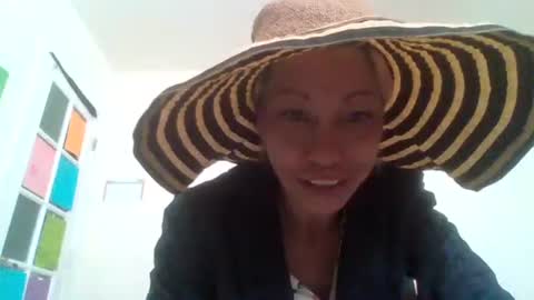 Snapshot of otherroomladycc chatting on 03-09-26, 06:23 otherroomladycc online show from 03-09-26, 06:23