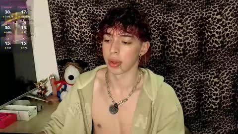 Snapshot of otter_star chatting on 02-04-26, 03:34 Princces Albert online show from 02-04-26, 03:34