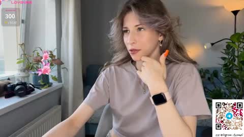 Snapshot of ottiliebolyard chatting on 07-18-26, 11:58 Anne online show from 07-18-26, 11:58