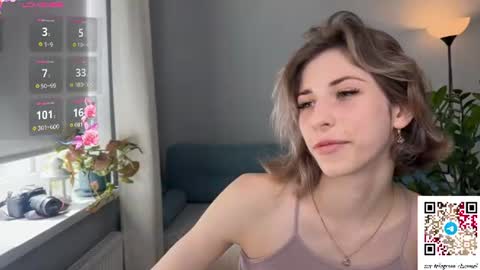 Snapshot of ottiliebolyard chatting on 07-28-26, 09:37 Anne online show from 07-28-26, 09:37