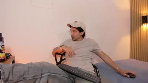 Otto Andrew online show from 03-30-26, 03:40