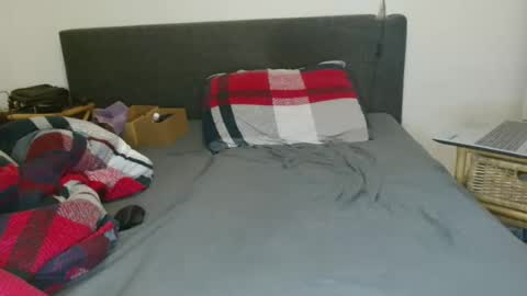 Snapshot of oudzktjong chatting on 01-26-25, 03:59 kars online show from 01-26-25, 03:59