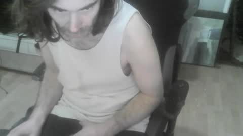 ouinnybis195625 online show from 02-03-25, 12:36