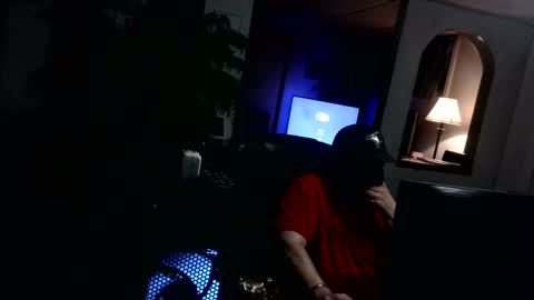 Snapshot of ouiostie chatting on 12-29-24, 10:01 Vraiment la online show from 12-29-24, 10:01