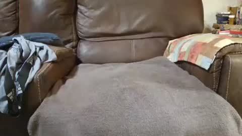 Snapshot of outdoorsmanmark71 chatting on 01-10-25, 02:35 outdoorsmanmark71 online show from 01-10-25, 02:35