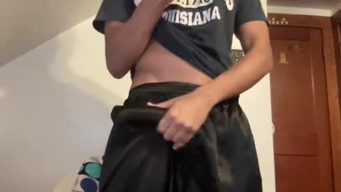 Snapshot of outofhisleague_ chatting on 11-06-25, 03:46 outofhisleague_ online show from 11-06-25, 03:46