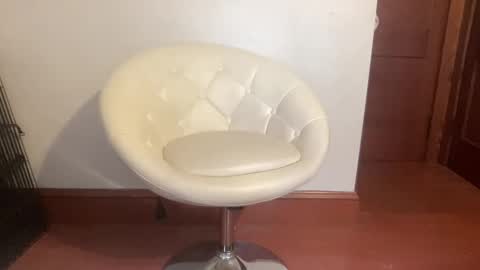 Snapshot of outofhisleague_ chatting on 11-13-25, 04:06 outofhisleague_ online show from 11-13-25, 04:06