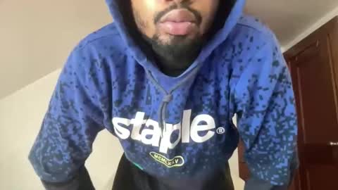 Snapshot of outofhisleague_ chatting on 12-01-25, 05:40 outofhisleague_ online show from 12-01-25, 05:40