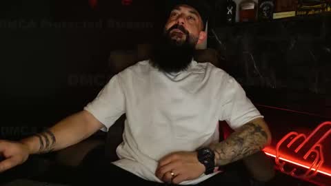 Snapshot of outofyourleague111 chatting on 01-12-26, 05:12 Lex online show from 01-12-26, 05:12