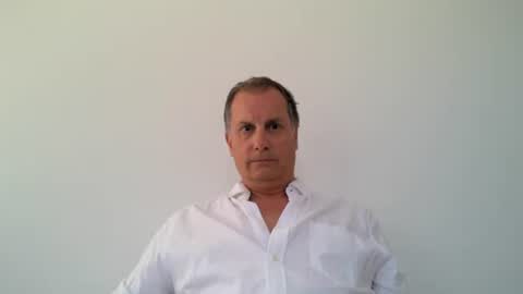 Snapshot of over50dad chatting on 09-18-25, 04:03 Over50Dad online show from 09-18-25, 04:03