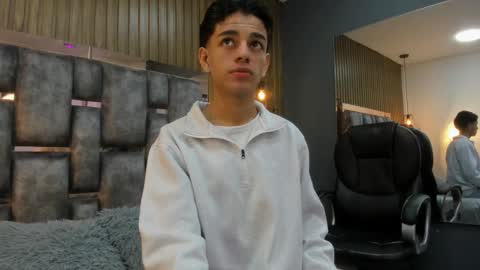 Owen Johnson online show from 02-25-26, 12:15