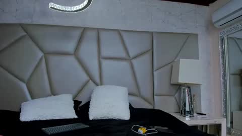 owen_stone1 online show from 03-25-26, 11:44