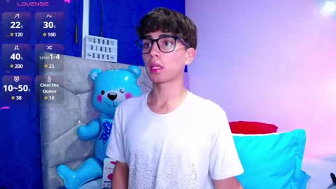 Snapshot of owenblue__ chatting on 12-07-24, 07:38 Owen Independent model online show from 12-07-24, 07:38