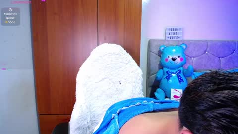 Snapshot of owenblue__ chatting on 01-18-25, 07:07 Owen Independent model online show from 01-18-25, 07:07