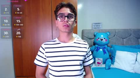 Snapshot of owenblue__ chatting on 01-22-25, 05:16 Owen Independent model online show from 01-22-25, 05:16