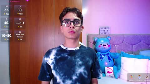 Snapshot of owenblue__ chatting on 01-23-25, 05:24 Owen Independent model online show from 01-23-25, 05:24