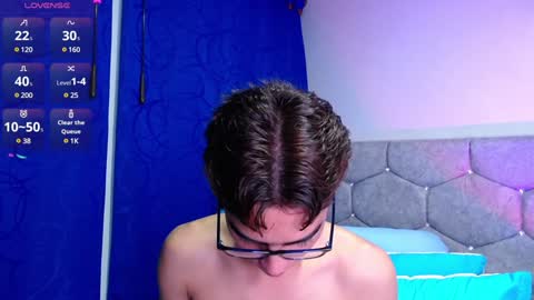 Snapshot of owenblue__ chatting on 02-01-25, 07:26 Owen Independent model online show from 02-01-25, 07:26