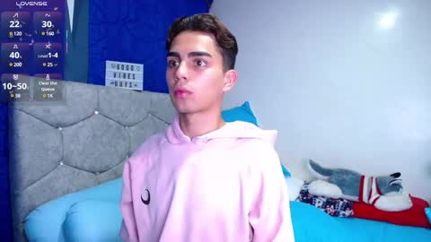 Snapshot of owenblue__ chatting on 02-27-25, 08:06 Owen Independent model online show from 02-27-25, 08:06