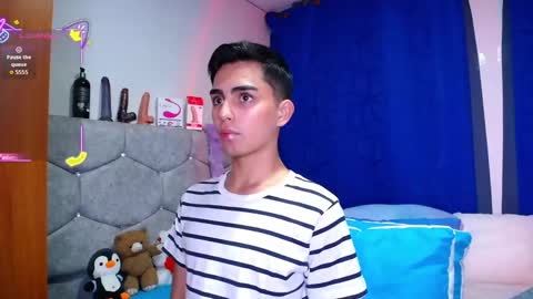 Snapshot of owenblue__ chatting on 09-15-25, 10:32 Owen Independent model online show from 09-15-25, 10:32