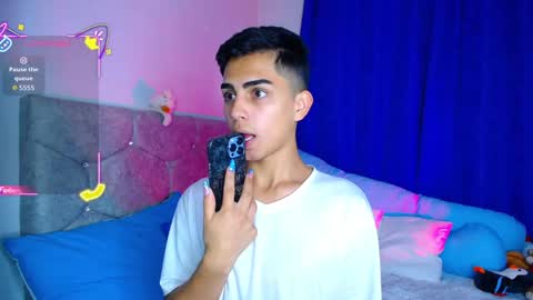 Snapshot of owenblue__ chatting on 10-14-25, 07:20 Owen Independent model online show from 10-14-25, 07:20