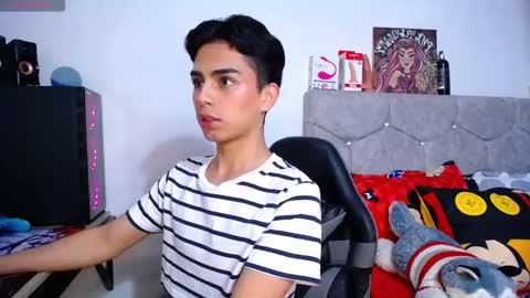 Snapshot of owenblue__ chatting on 12-02-25, 06:30 Owen Independent model online show from 12-02-25, 06:30