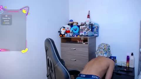 Snapshot of owenblue__ chatting on 12-14-25, 05:51 Owen Independent model online show from 12-14-25, 05:51