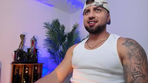 Snapshot of owenmaximus814 chatting on 10-20-25, 11:49 Maximus Owen online show from 10-20-25, 11:49