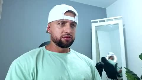 Snapshot of owenmaximus814 chatting on 03-12-26, 08:37 Maximus Owen online show from 03-12-26, 08:37