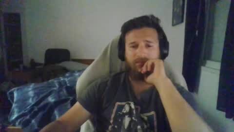 Snapshot of owlbar chatting on 12-17-25, 06:36 owlbar online show from 12-17-25, 06:36