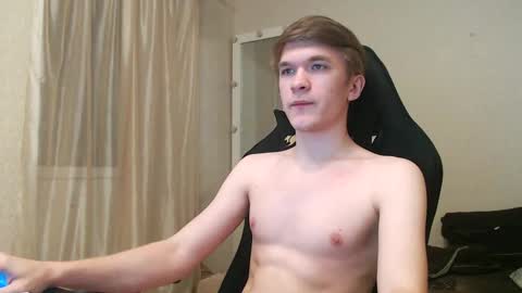 Snapshot of oydikey chatting on 12-14-25, 02:00 Oydin online show from 12-14-25, 02:00