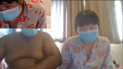 Snapshot of oysterpink chatting on 06-30-26, 02:51 oysteramore online show from 06-30-26, 02:51