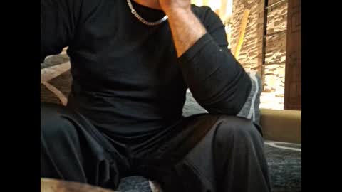 Snapshot of p326032 chatting on 11-08-25, 08:40 p326032 online show from 11-08-25, 08:40