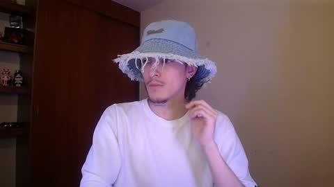 Snapshot of p_parker222 chatting on 06-03-26, 08:47 P PARKER online show from 06-03-26, 08:47