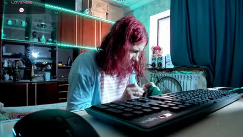 Snapshot of pa1e_pr1ncess chatting on 01-30-25, 07:39 Ella online show from 01-30-25, 07:39