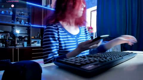 Snapshot of pa1e_pr1ncess chatting on 02-03-25, 07:29 Ella online show from 02-03-25, 07:29