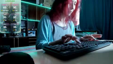 Snapshot of pa1e_pr1ncess chatting on 02-24-25, 02:26 Ella online show from 02-24-25, 02:26