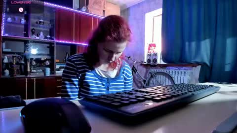 Snapshot of pa1e_pr1ncess chatting on 02-28-25, 12:09 Ella online show from 02-28-25, 12:09