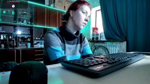 Snapshot of pa1e_pr1ncess chatting on 03-03-25, 06:15 Ella online show from 03-03-25, 06:15