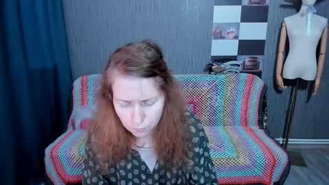 Snapshot of pa1e_pr1ncess chatting on 11-06-25, 07:20 Ella online show from 11-06-25, 07:20